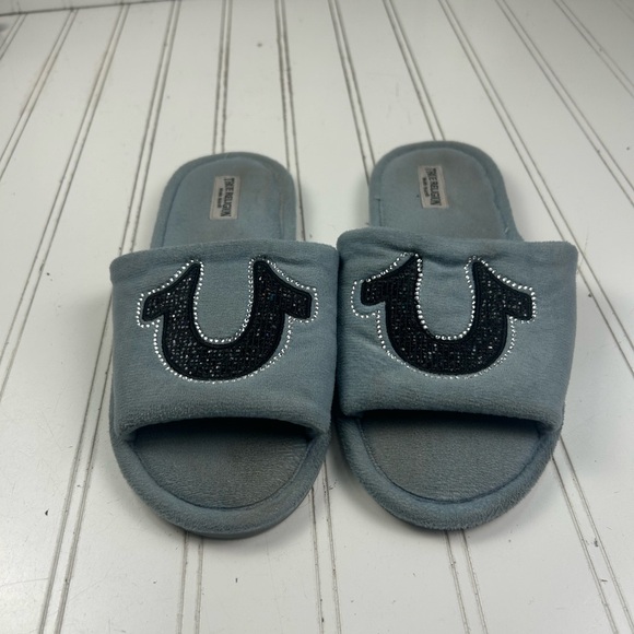 True Religion Blue Plush Slide Slippers Rhinestone Logo Women’s Size 6.5–7.5 - Picture 8 of 10
